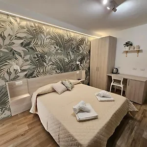 Zaffiro's House , Cefalú Italia