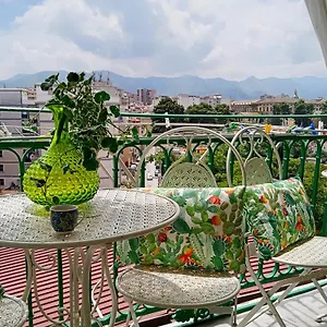 Casa Amari Zisa , Palermo Italia